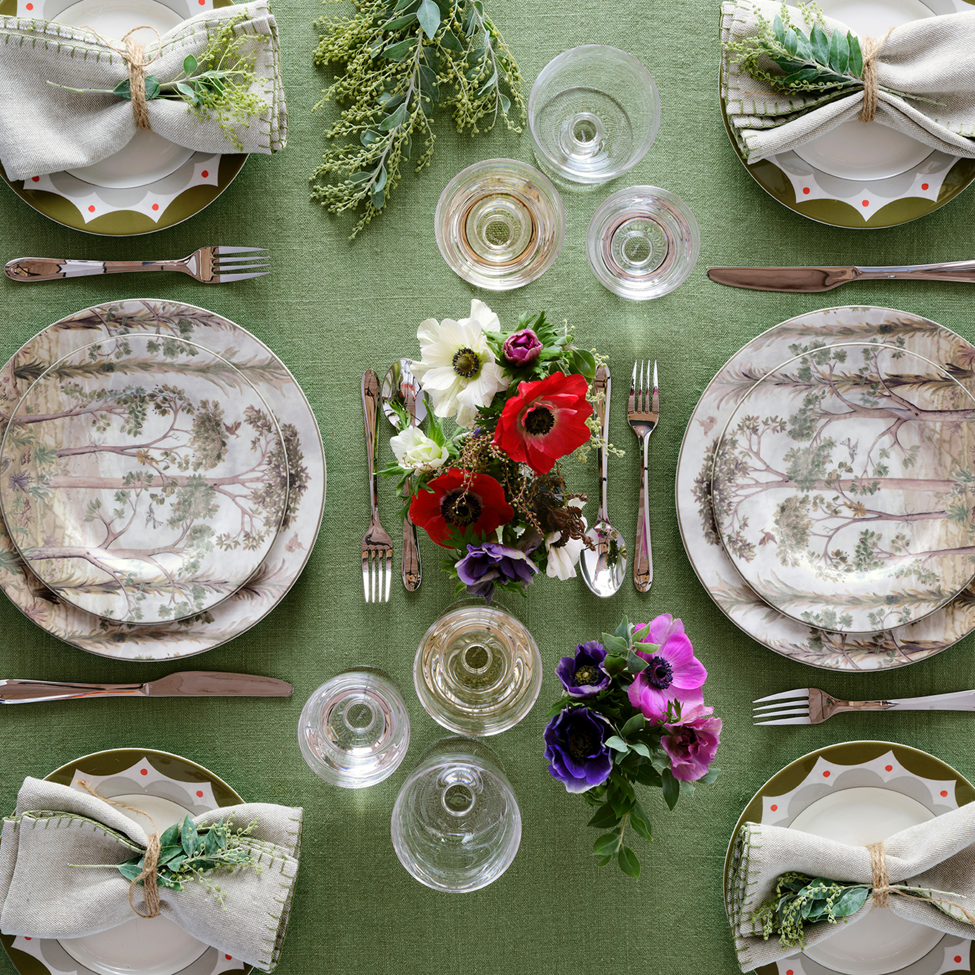 Kit Kemp Tall Trees Dinner plate image number null